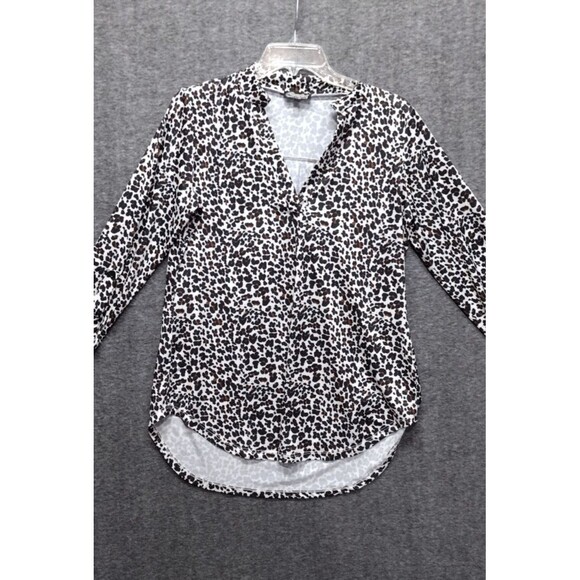 Cowgirl Hardware Tops - Cowgirl Hardware Womens Size M Blouse Leopard Print Stretcy V Neck 3/4 Sleeve